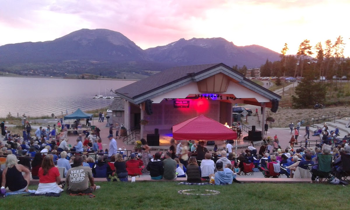 Dillon Amphitheater, Denver
