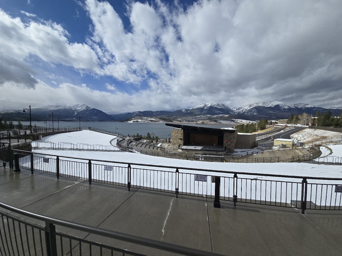 Dillon Amphitheater, Denver