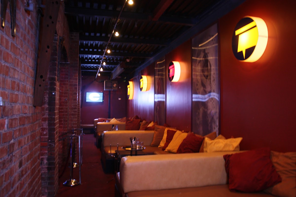 Wine in Capitol Hill: 6 Places With Hours and Parking
