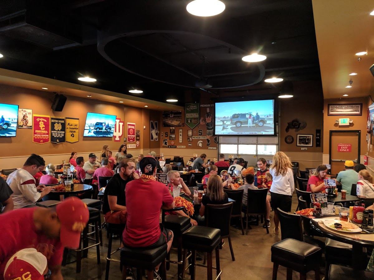 Blake Street Tavern, a bar in Ballpark, Denver