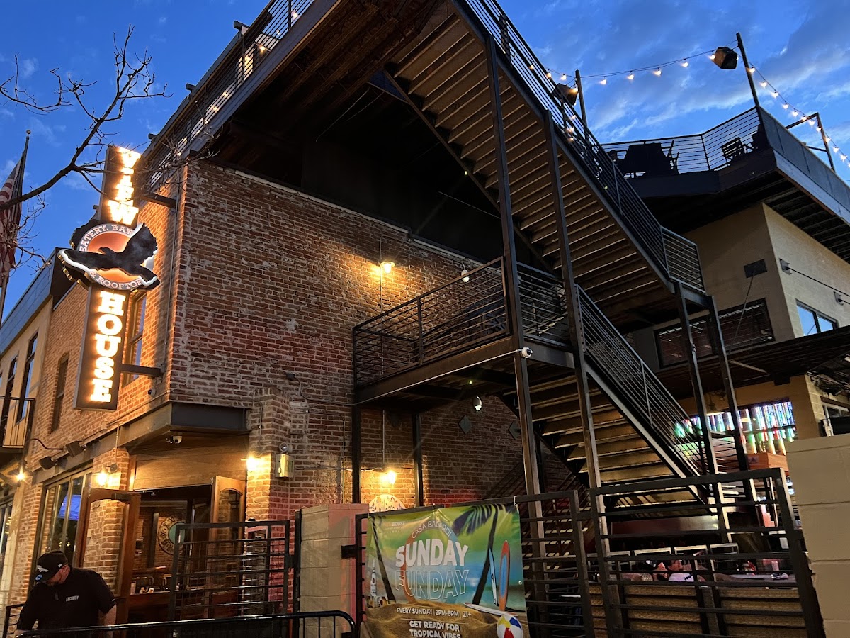 ViewHouse Ballpark, a bar in Ballpark, Denver