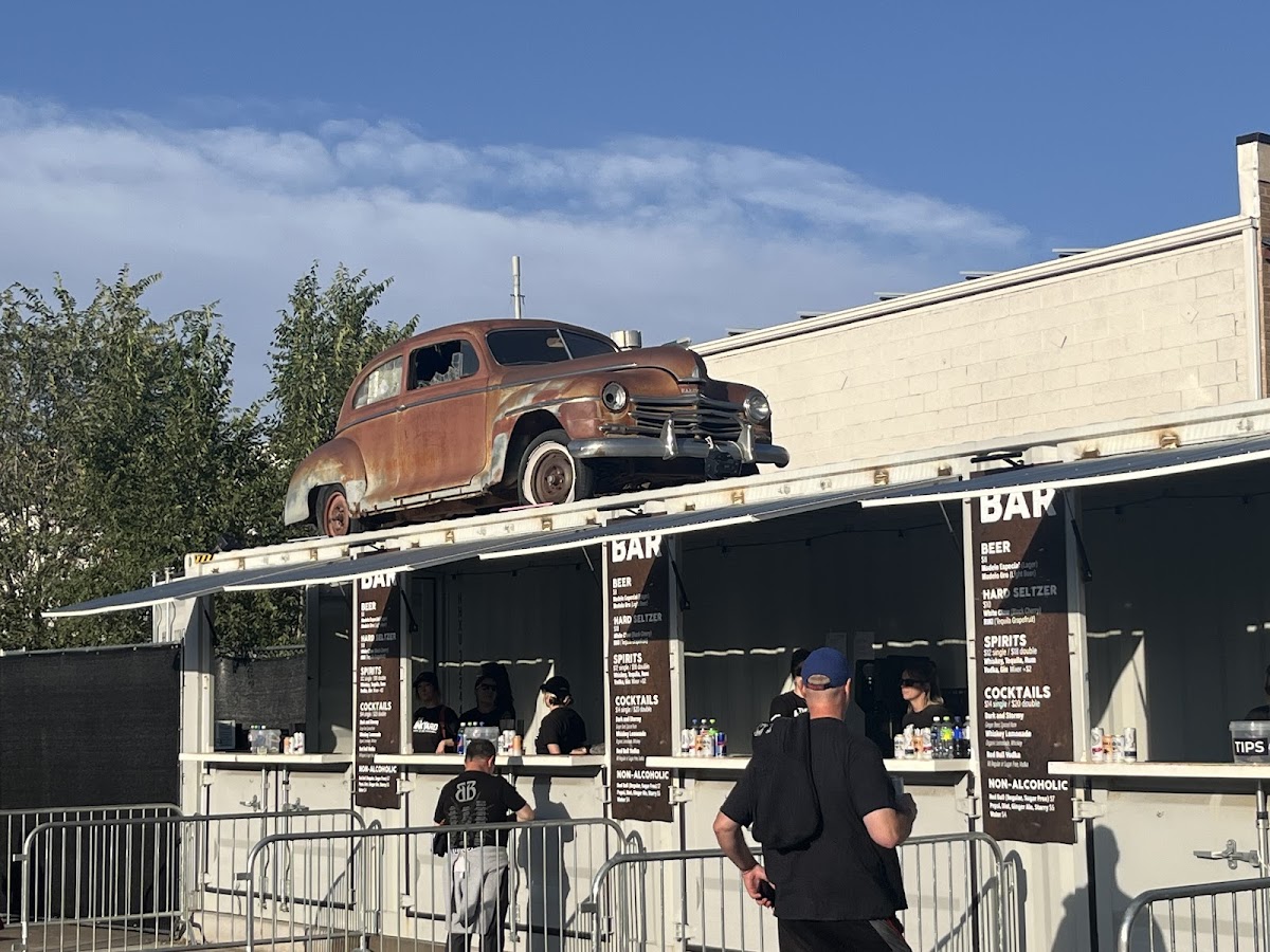 JUNKYARD, a venue in Lincoln Park, Denver