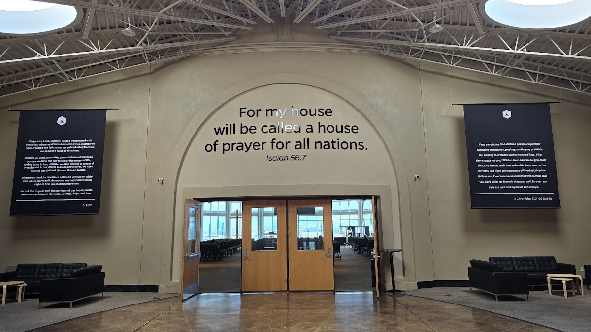 New Life Church, Denver