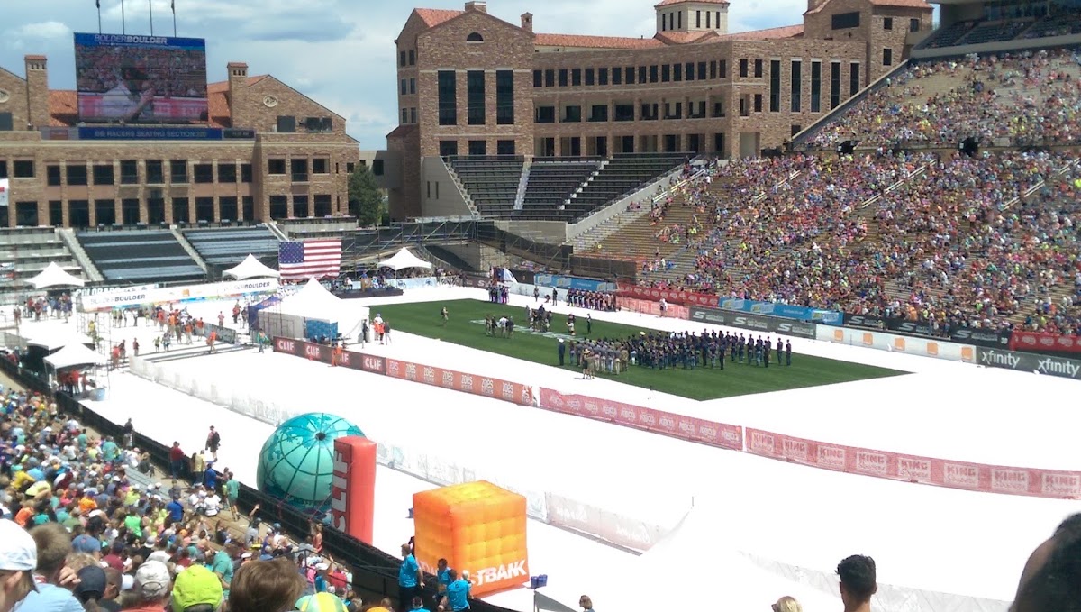 Farrand Field, Denver