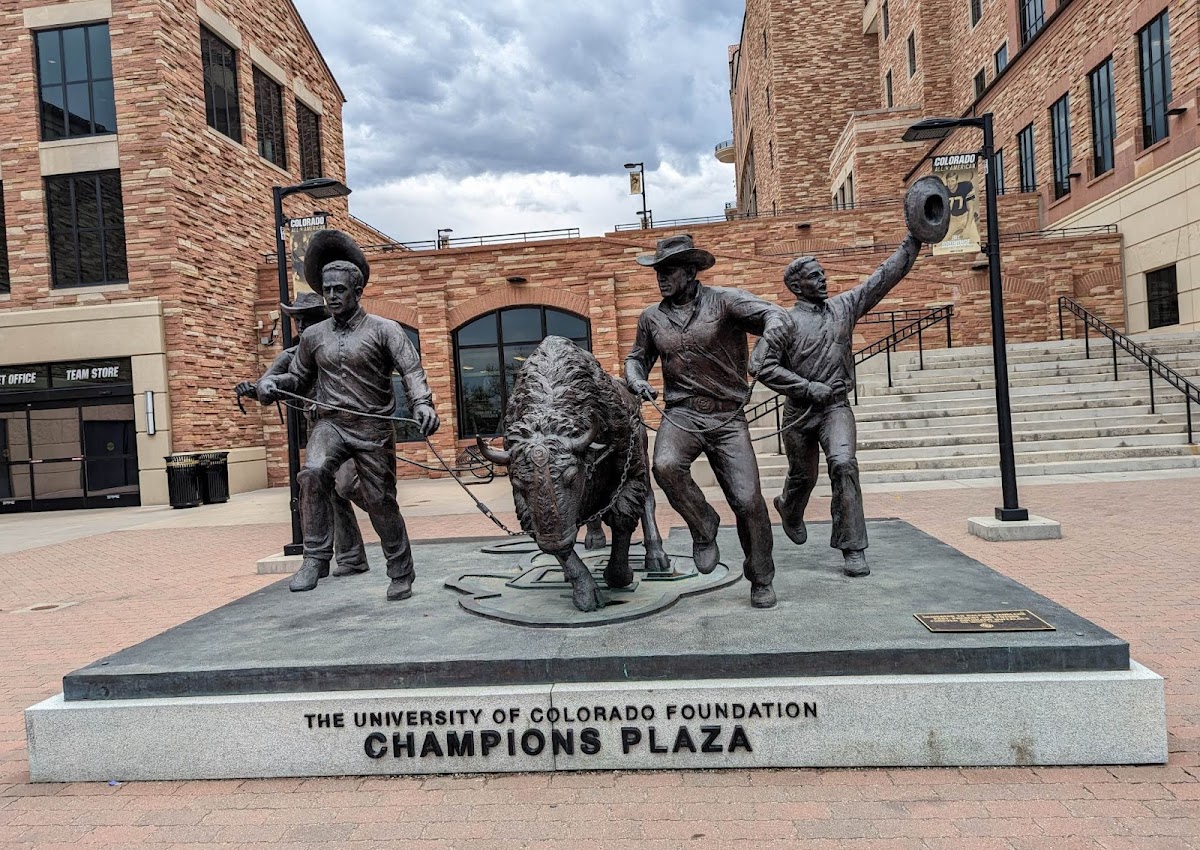 Farrand Field, Denver