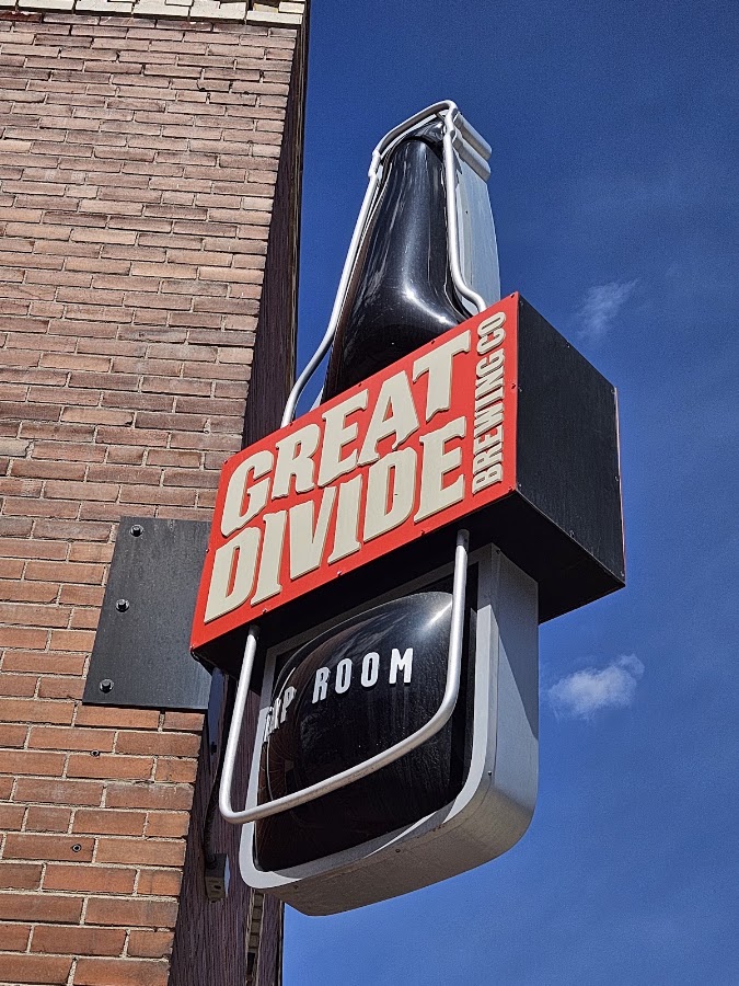 Great Divide Taproom, a bar in Ballpark, Denver